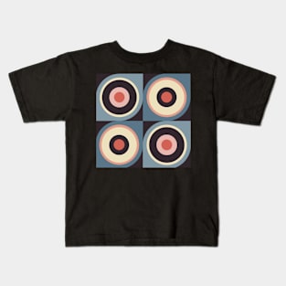 Circles in an abstract pattern, retro style Kids T-Shirt